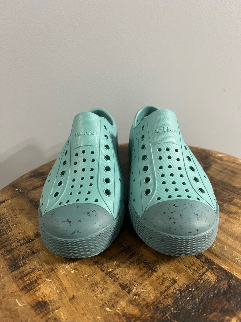 Native Jefferson Bloom slip-on sneakers, size J1